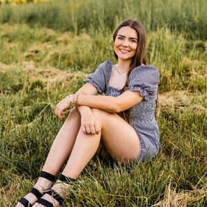 Meet your Posher, Alyssa